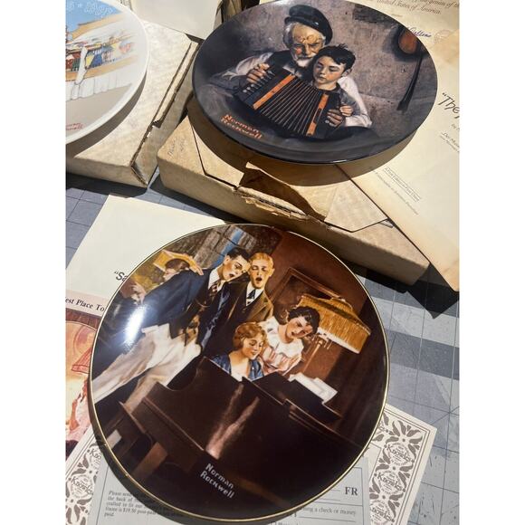 AWESOME LOT OF 18 VINTAGE NORMAN ROCKWELL PLATES KNOWLES — WITH BOXES + PAPERS! - Picture 5 of 13